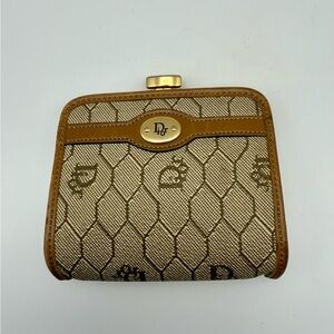 A Condition Vintage Christian Dior honeycomb kisslock coin purse